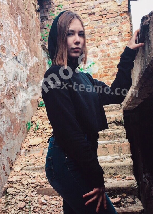 Елена привлекательная девушка из Анивы цена от 3500 руб